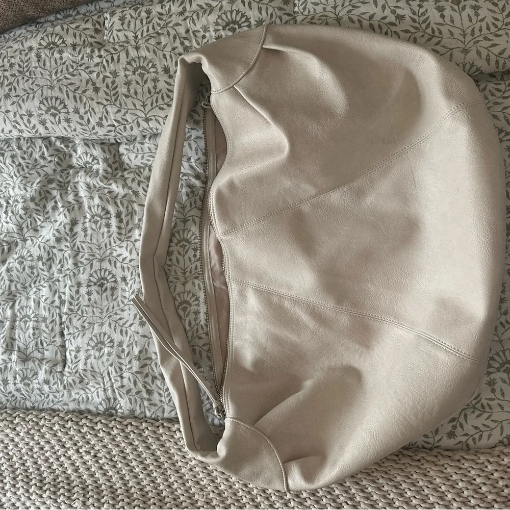 Free People Cream Hobo Bag - Picture 3 of 4